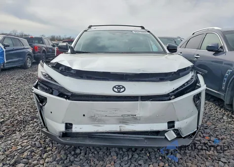 2026 Toyota Bz Xle из США, поврежденный, VIN JTMBDAFB8TA000998